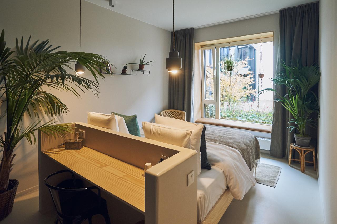 Latroupe Jardin Secret Saint-Gilles Exterior foto
